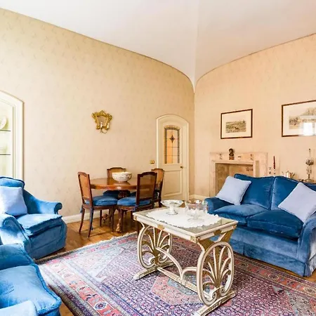 Emma Flat Apartment